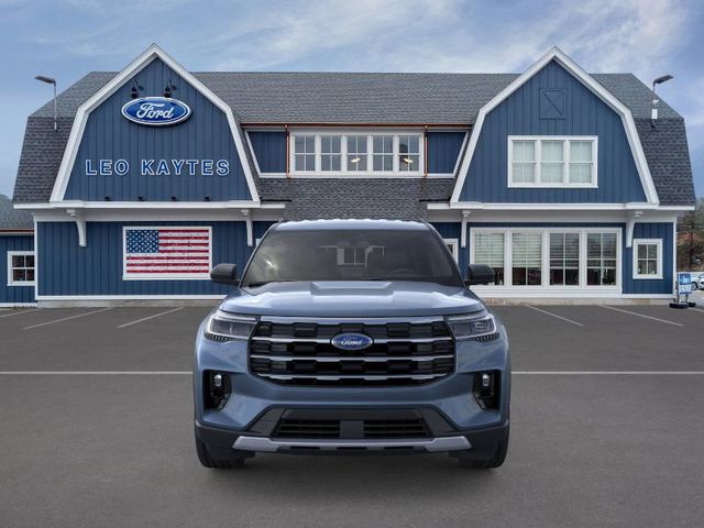 2025 Ford Explorer photo 4