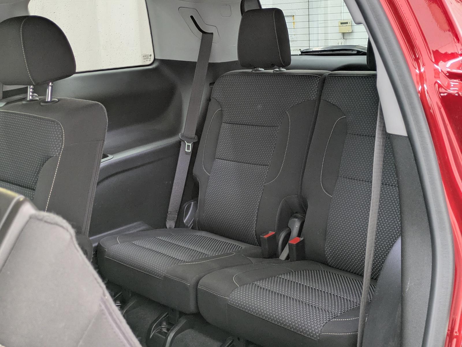 2022 Gmc Acadia SLE photo 10