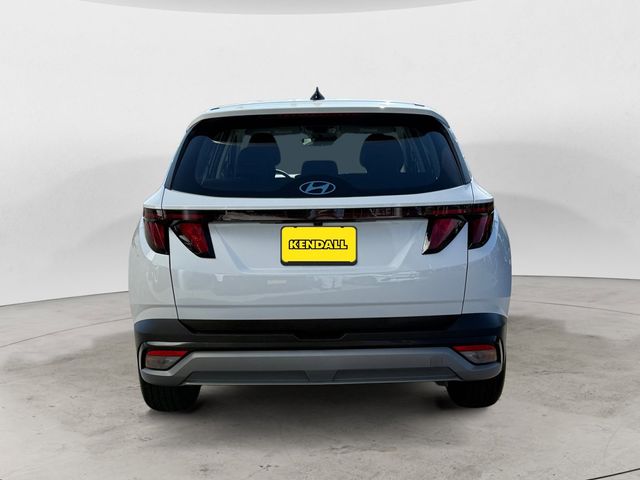 2025 Hyundai Tucson SE photo 3