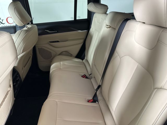 2025 Jeep Grand Cherokee Limited photo 27