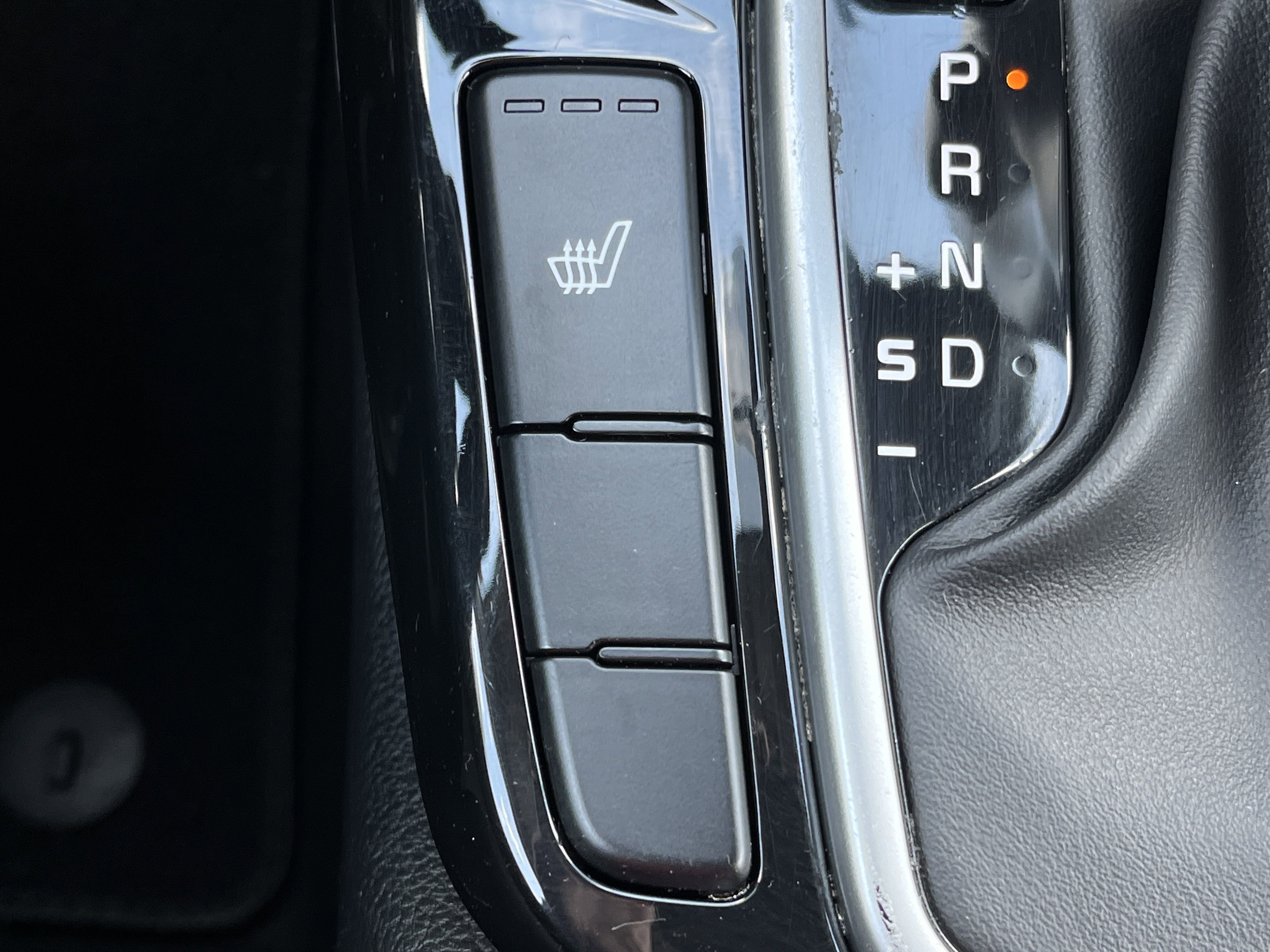 2022 Kia Seltos S photo 6
