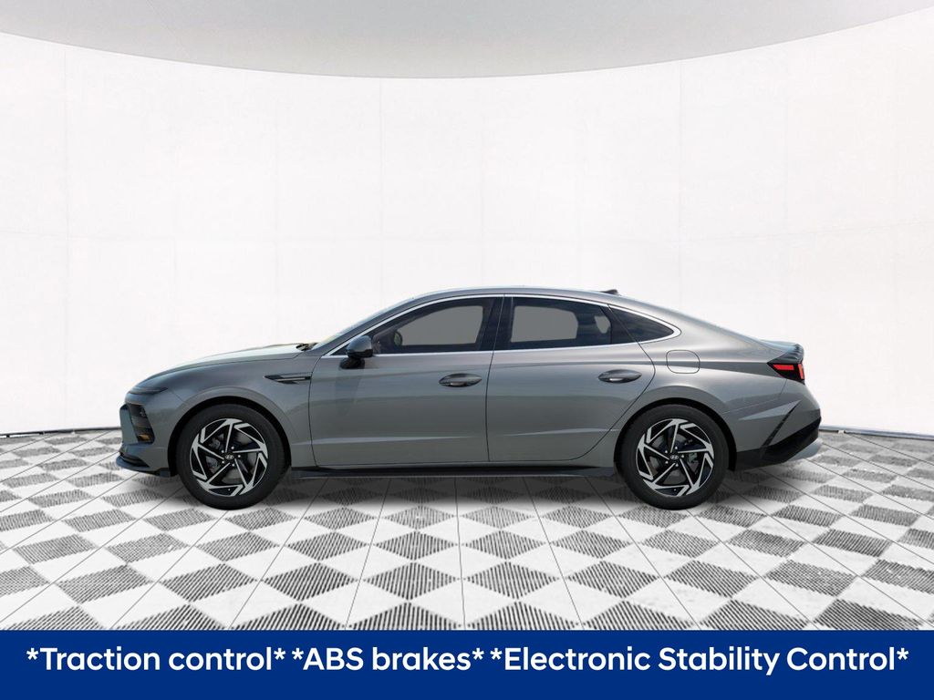 2026 Hyundai Sonata SEL Sport photo 2