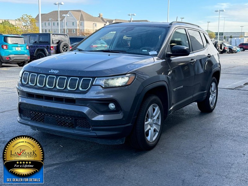 2022 Jeep Compass Latitude photo 4