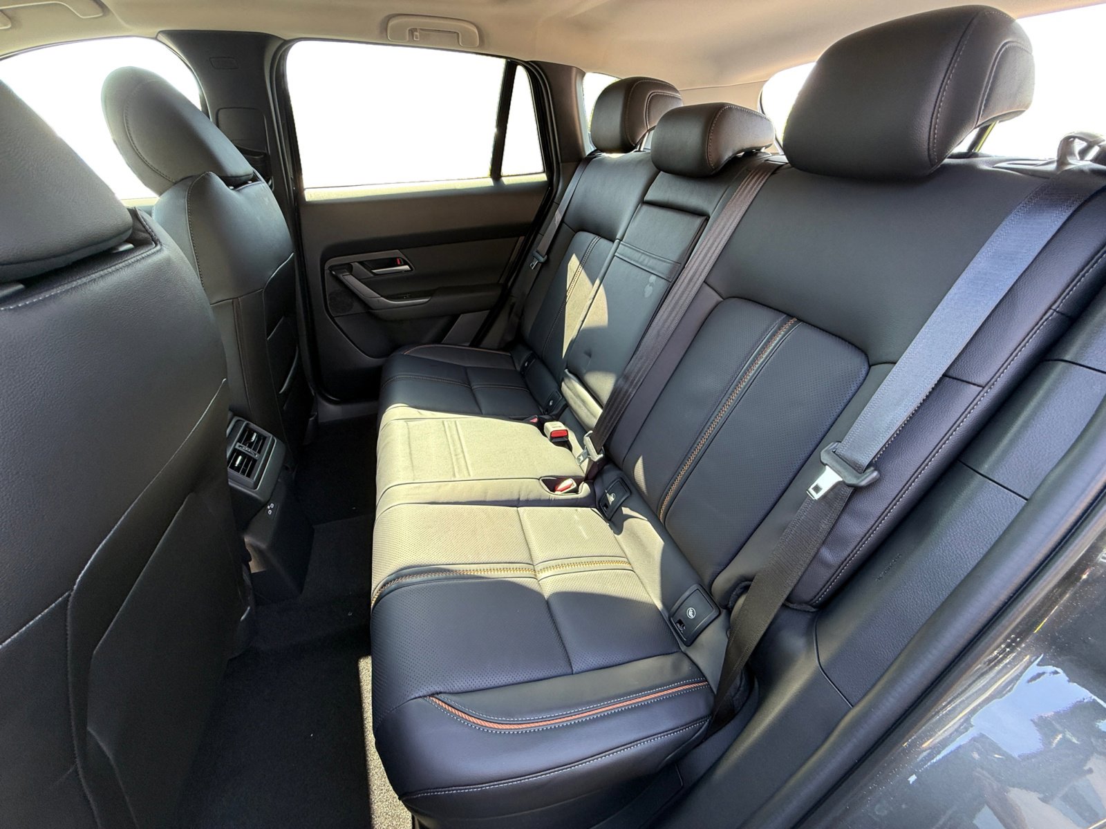 2025 Mazda CX-50 Premium photo 15