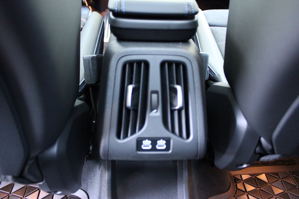 2025 Bmw X1 M35i photo 35