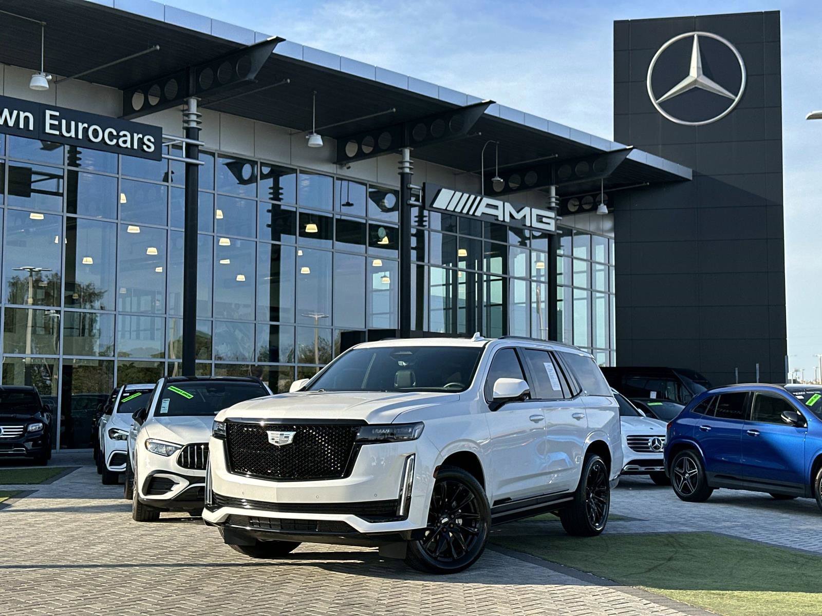 2024 Cadillac Escalade Sport's photo