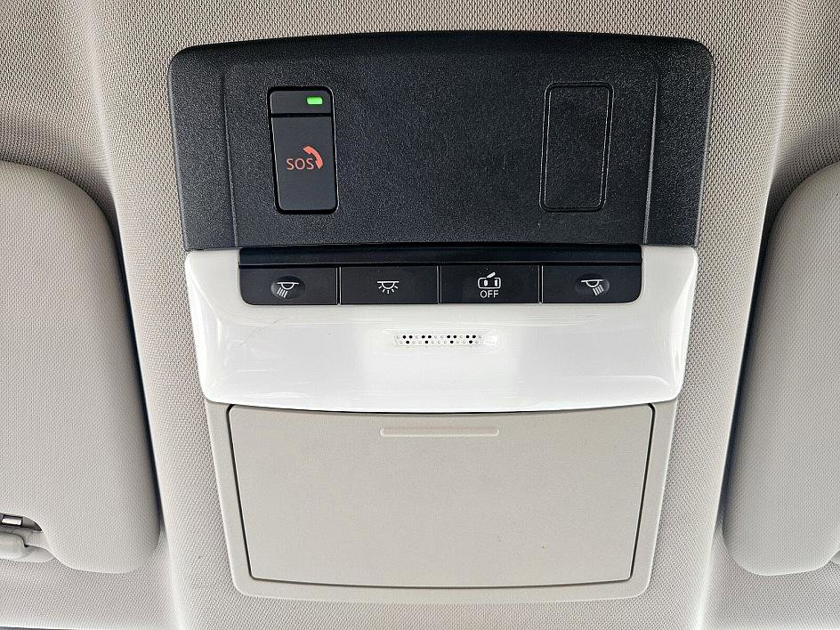 2023 Nissan Rogue SV photo 20
