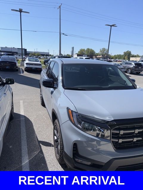 2024 Honda Ridgeline Sport photo 7