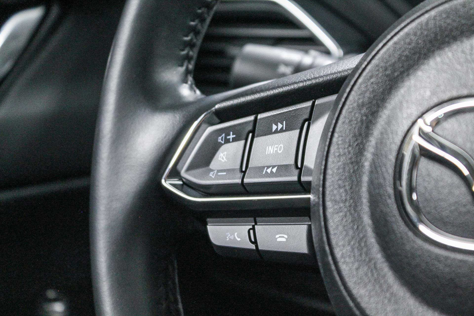 2022 Mazda CX-5 2.5 Premium Plus photo 16
