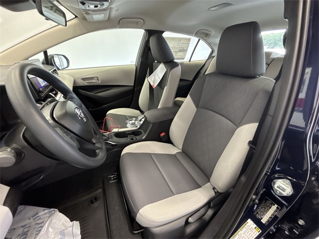 2025 Toyota Corolla LE photo 12