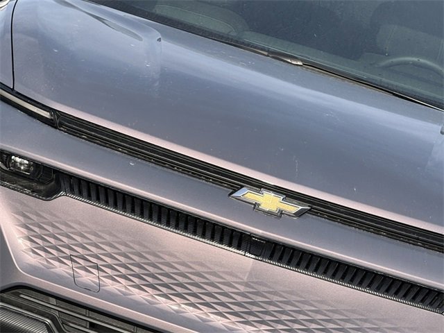 2026 Chevrolet Equinox EV 1LT photo 3