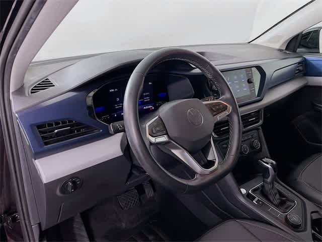 2022 Volkswagen Taos SE photo 10