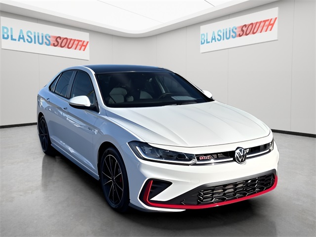 2025 Volkswagen Jetta GLI Autobahn's photo