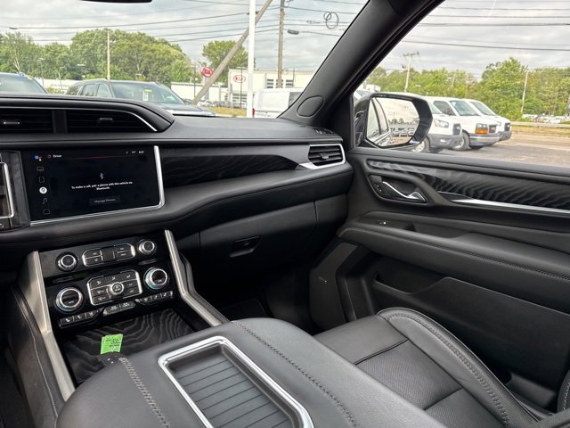 2022 Gmc Yukon Denali photo 14
