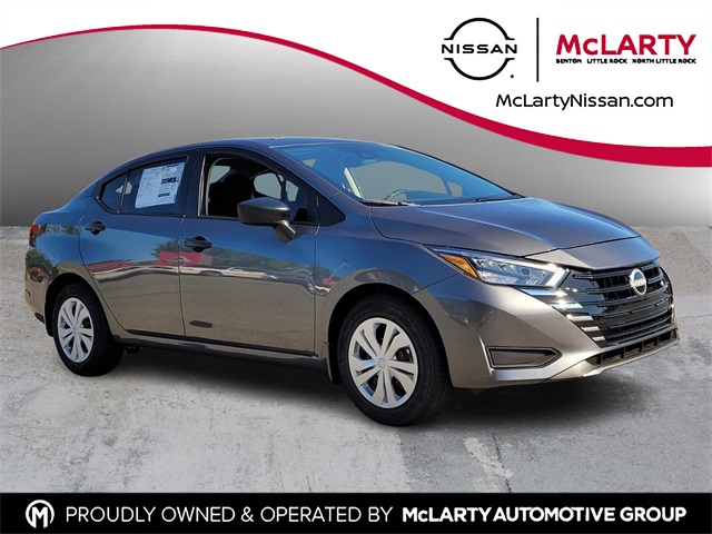 2025 Nissan Versa Sedan S's photo