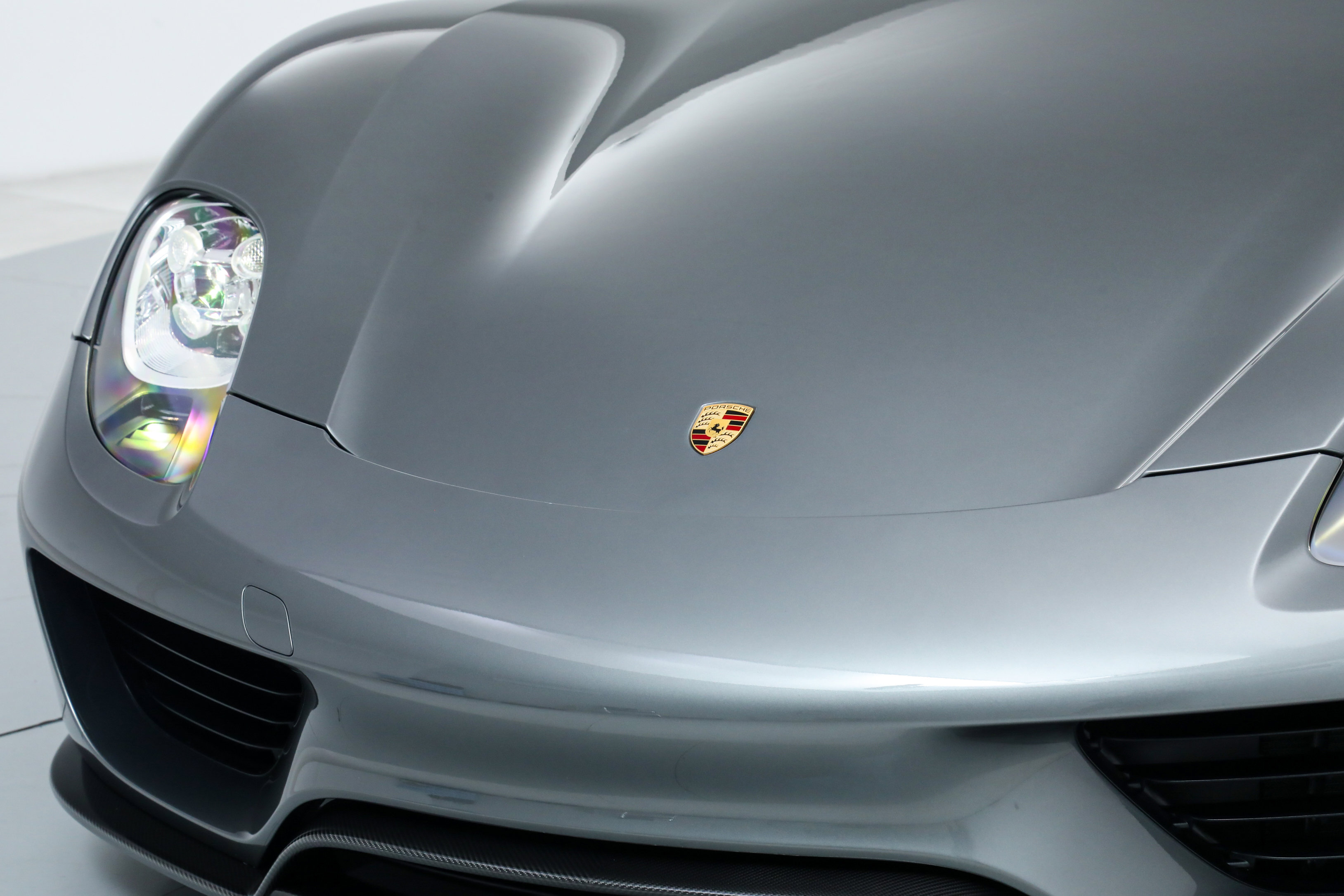 2015 Porsche 918 Spyder photo 15