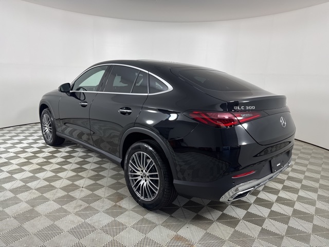2026 Mercedes Benz GLC 300 Coupe 4MATIC photo 4