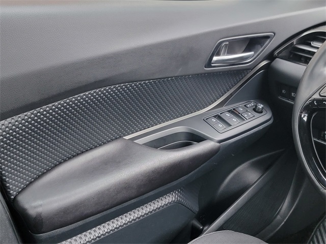 2018 Toyota C-HR XLE photo 20