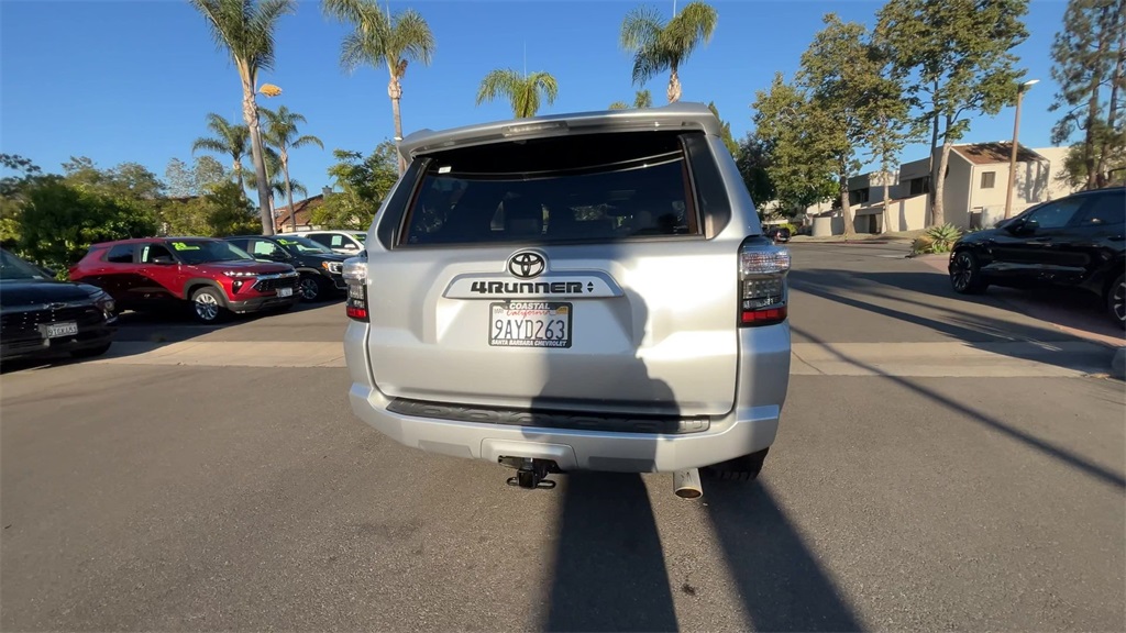 2022 Toyota 4Runner SR5 Premium photo 7