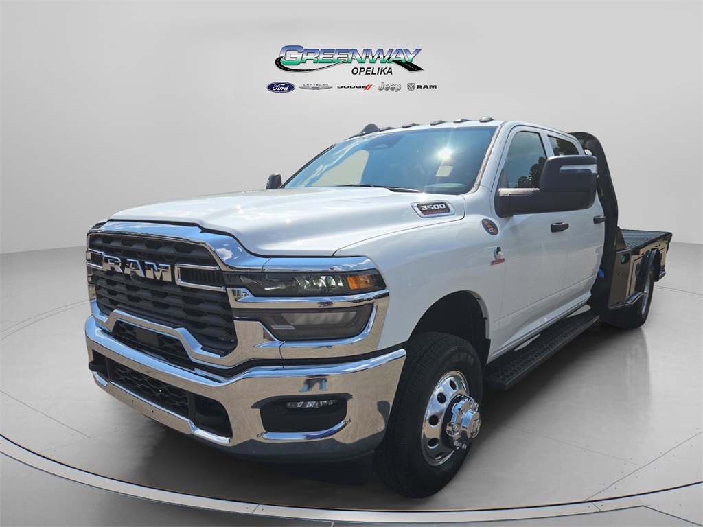 2026 Ram 3500 Tradesman photo 3