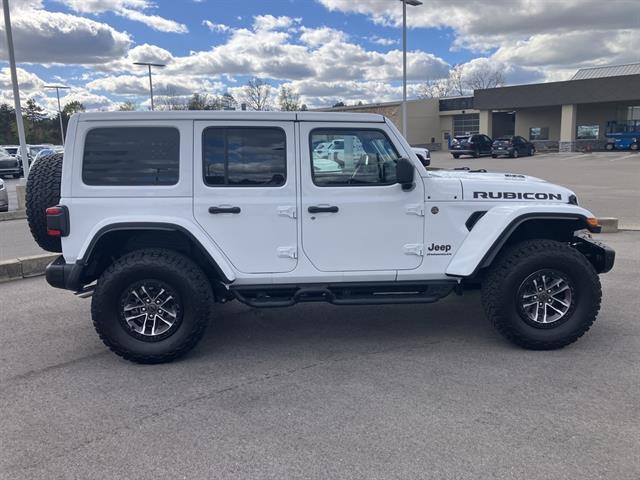 2024 Jeep Wrangler Rubicon 392 photo 4