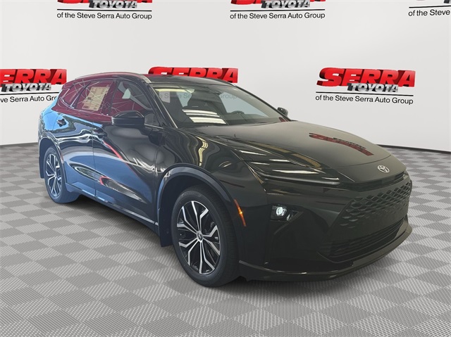 2025 Toyota Crown Signia XLE's photo