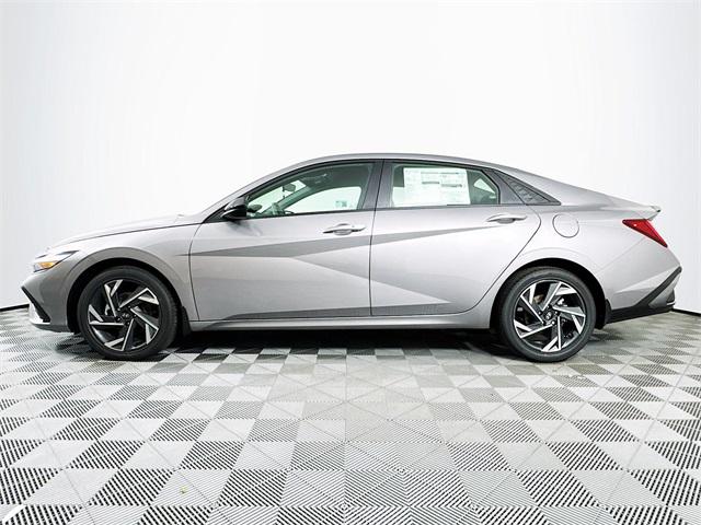 2025 Hyundai Elantra Hybrid SEL Sport photo 3