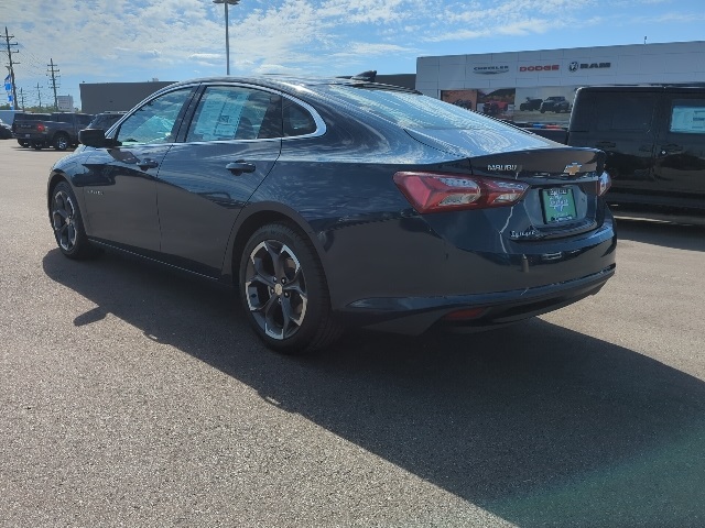 2022 Chevrolet Malibu 1LT photo 3