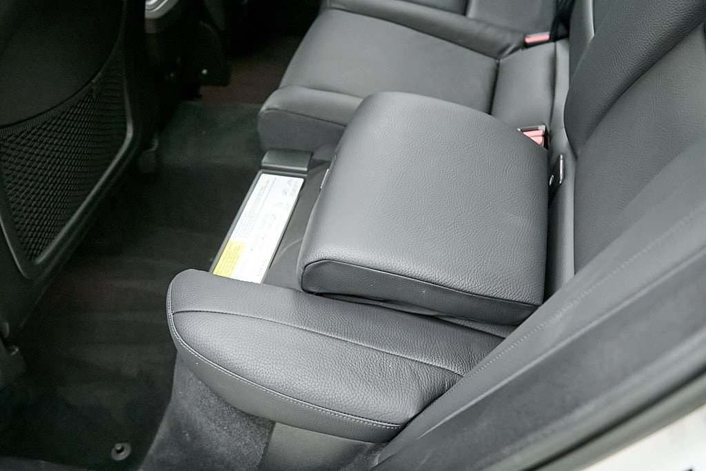 2023 VOLVO XC60 - Image 20