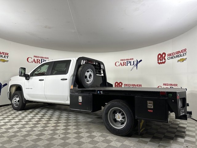 2025 Chevrolet Silverado 3500HD Work Truck photo 4