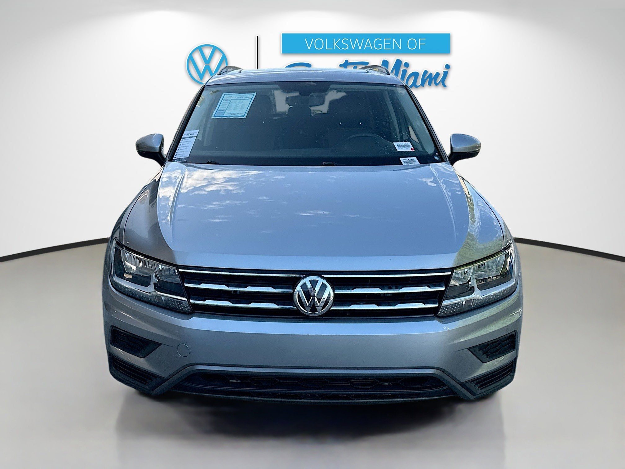 2021 Volkswagen Tiguan SE photo 2