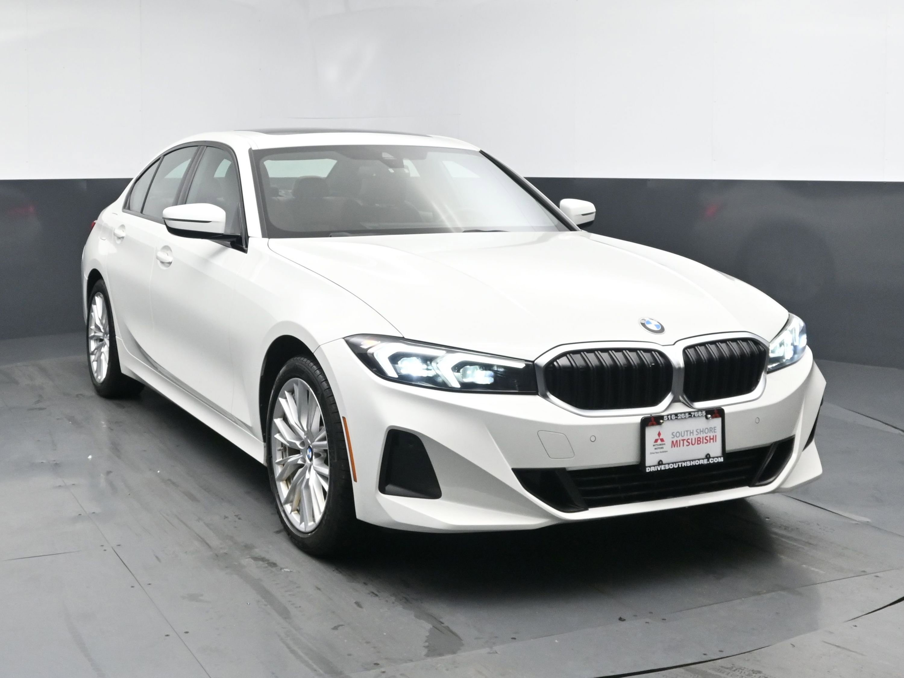 2023 Bmw 330i xDrive photo 2