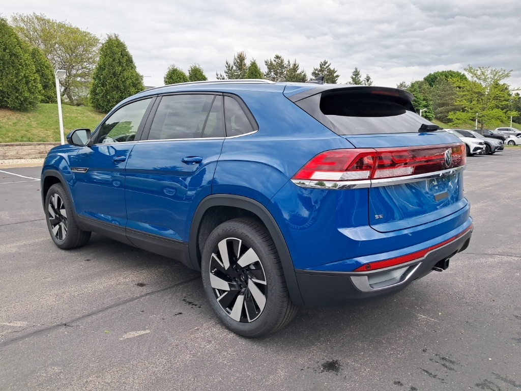 2025 Volkswagen Atlas Cross Sport SE Technology photo 4