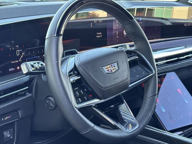 2025 Cadillac Escalade V-Series photo 14