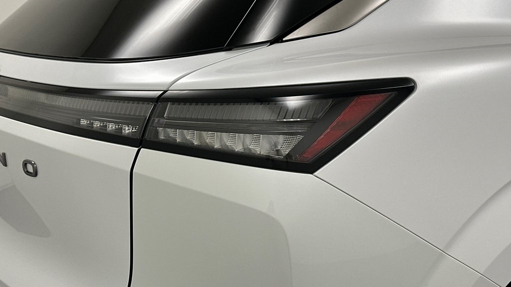2025 Nissan Murano SL photo 18