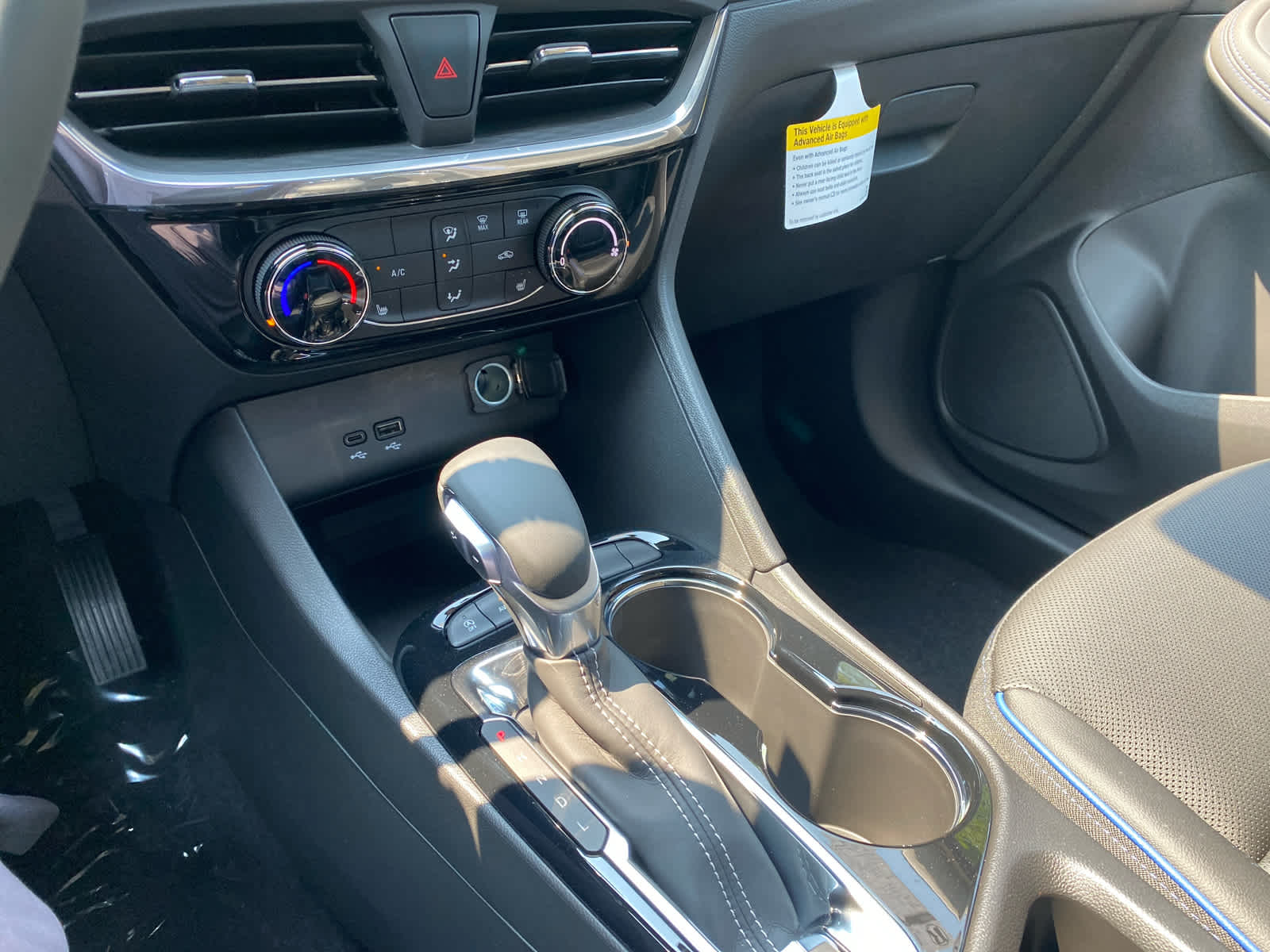 2026 Buick Encore GX Sport Touring photo 21