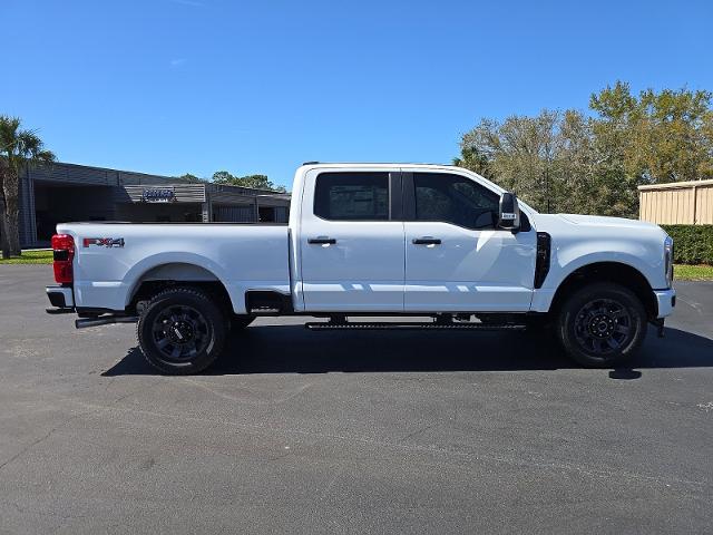 2025 Ford F-250 XL photo 3