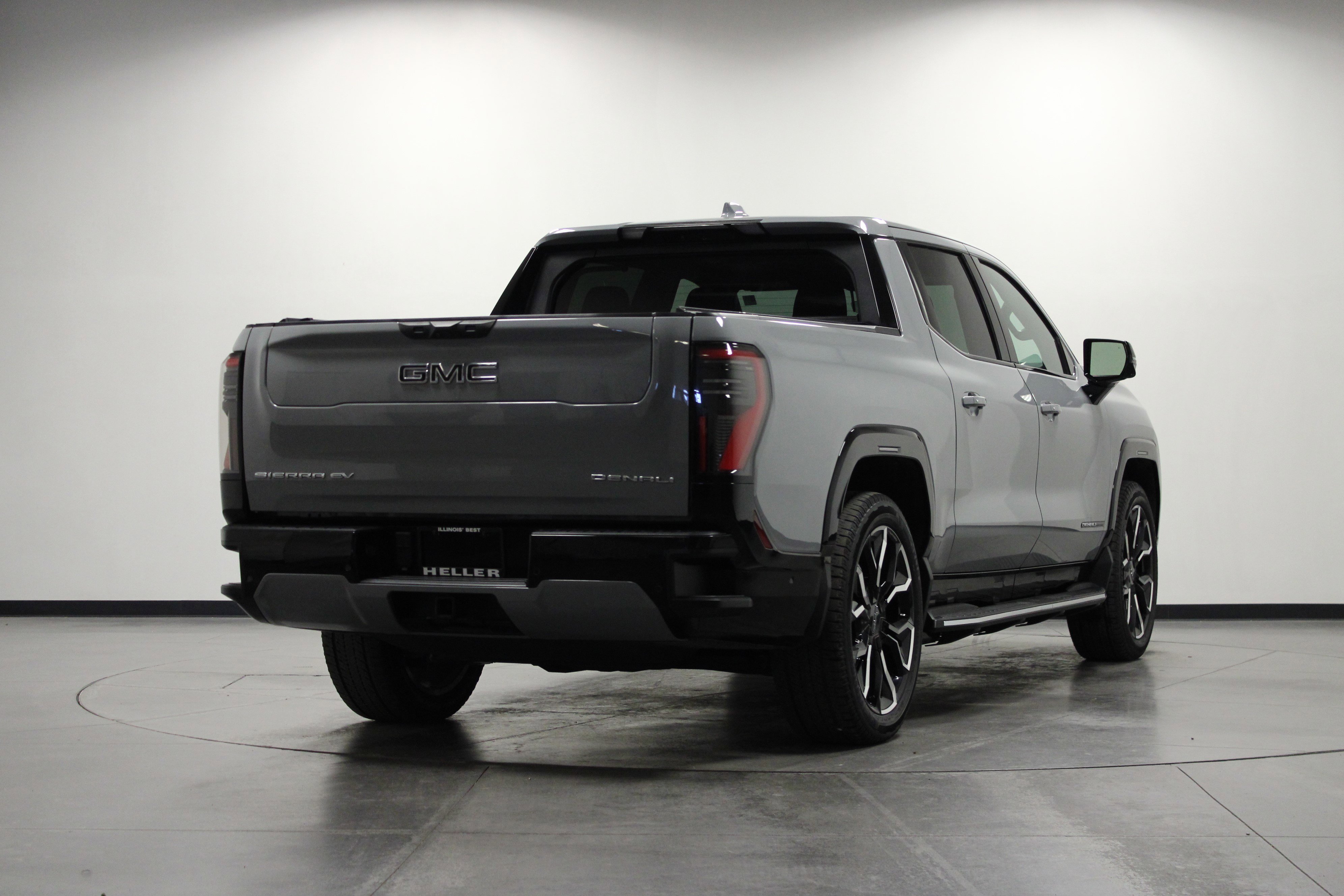 2024 Gmc Sierra EV Denali Edition 1 photo 3