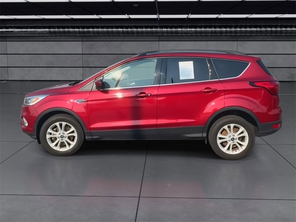 2019 Ford Escape SEL photo 4