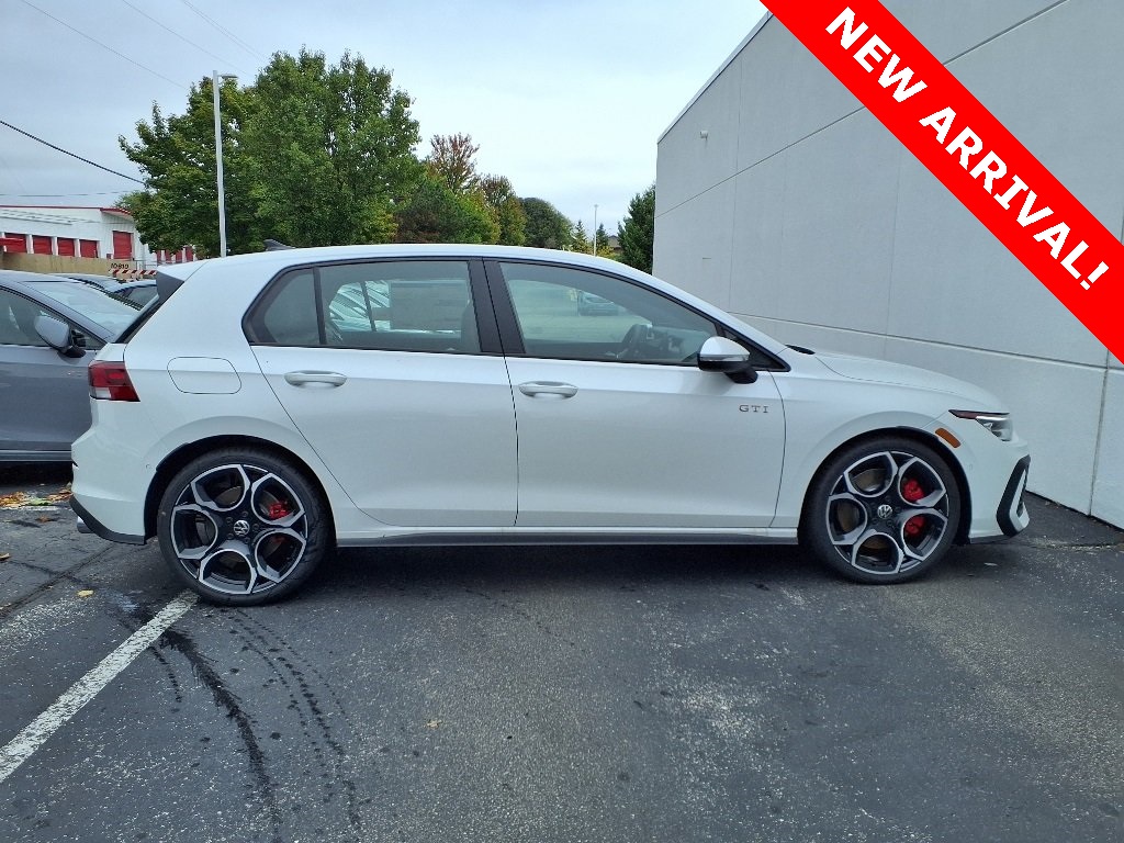 2024 Volkswagen Golf GTI Autobahn's photo