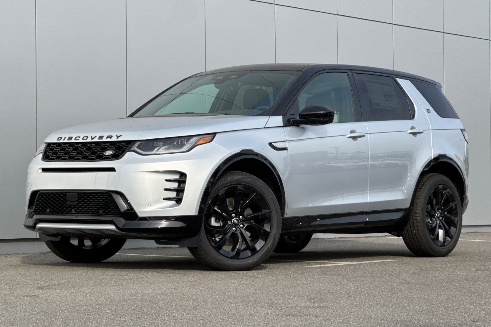 2025 Land Rover Discovery Sport Dynamic SE