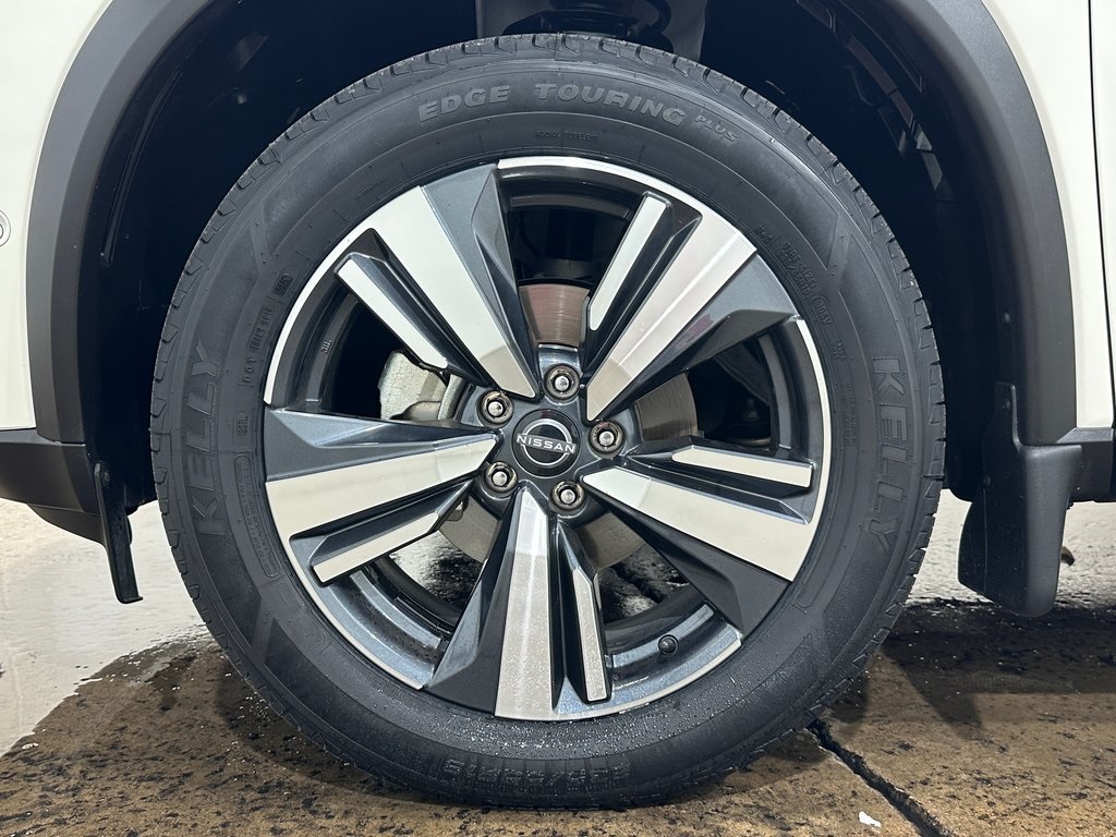 2023 Nissan Rogue SL photo 4