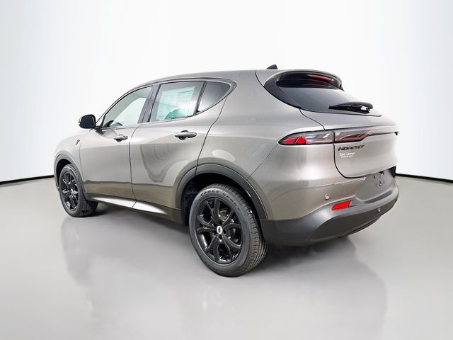 2025 Dodge Hornet GT photo 2