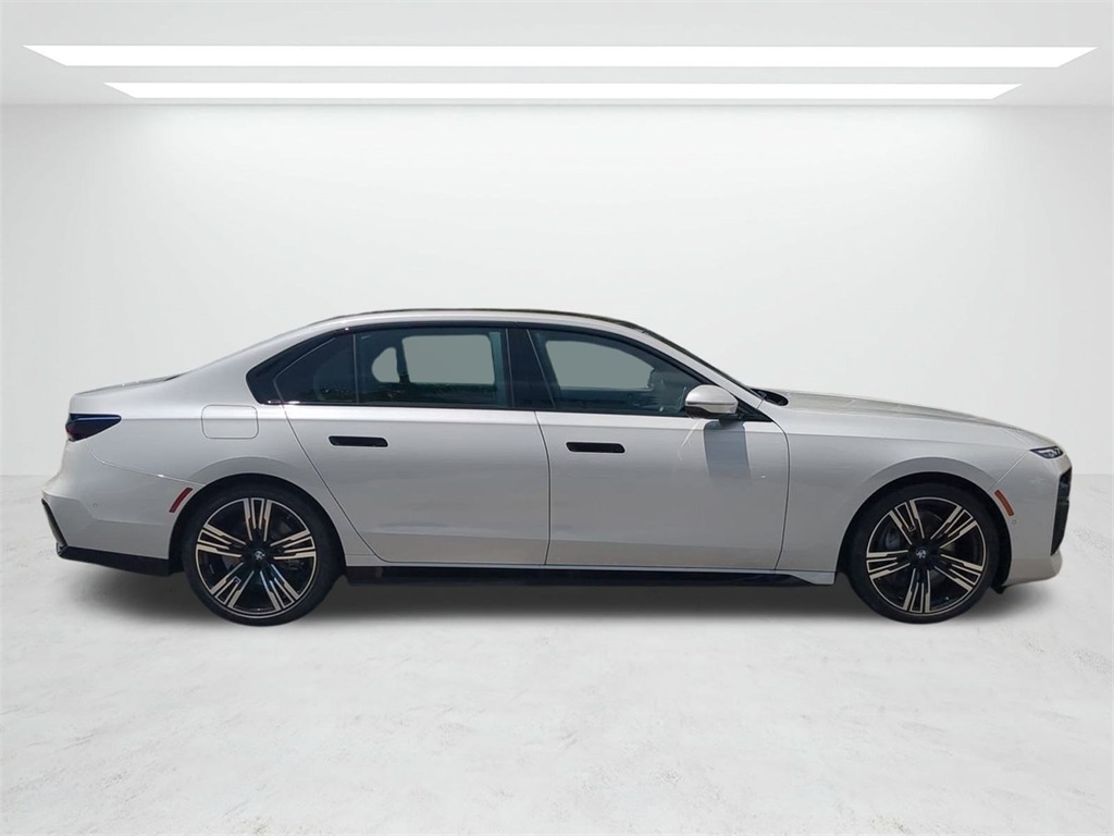 New 2025 White Metallic BMW 740i image 3