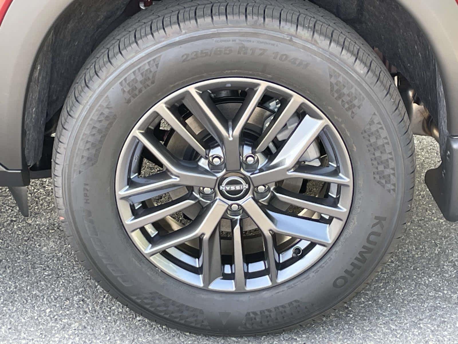 2026 Nissan Rogue S photo 9