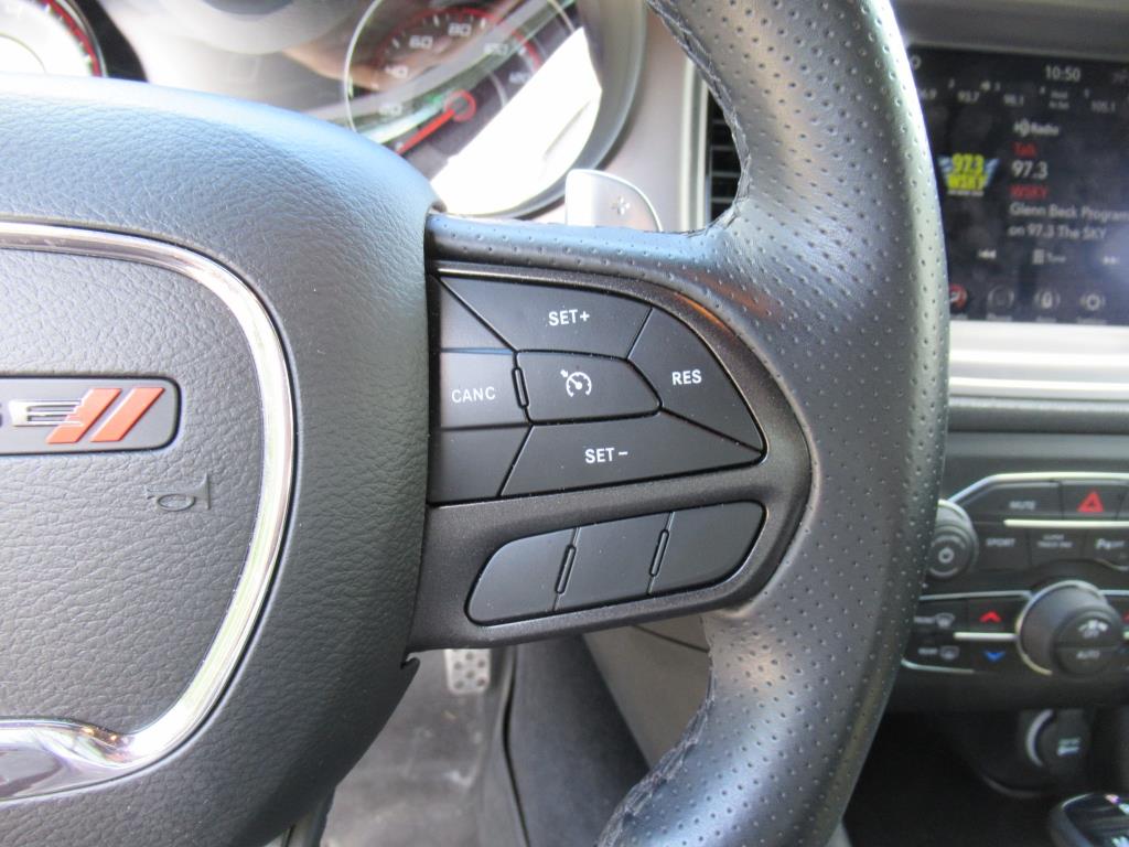 2023 Dodge Charger R/T photo 19