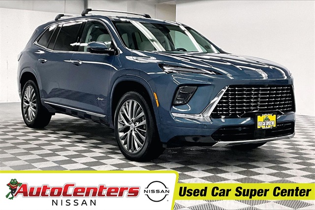 2025 Buick Enclave Avenir's photo