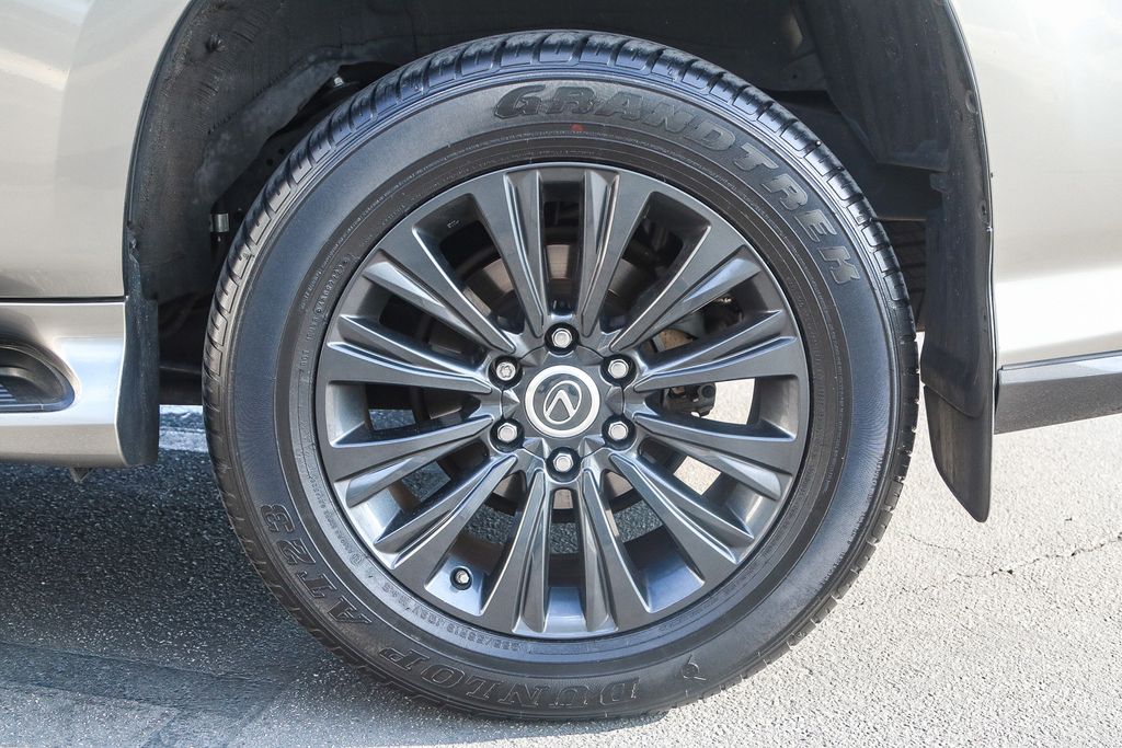 2022 Lexus GX 460 photo 7