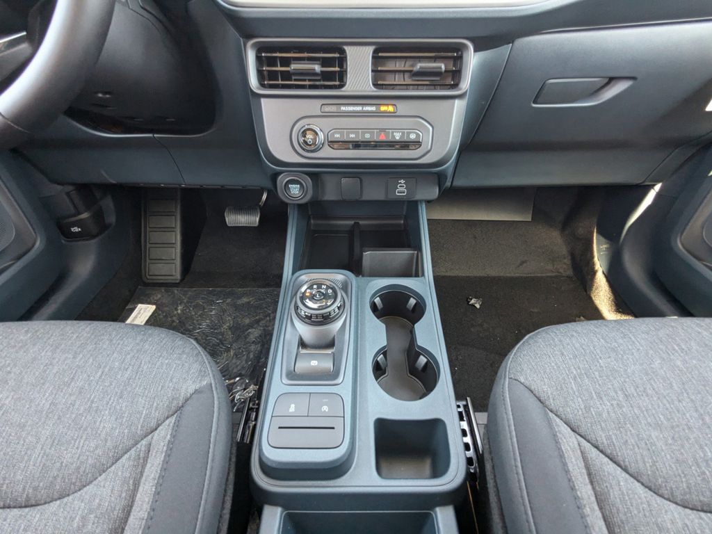 2025 Ford Maverick XLT photo 14