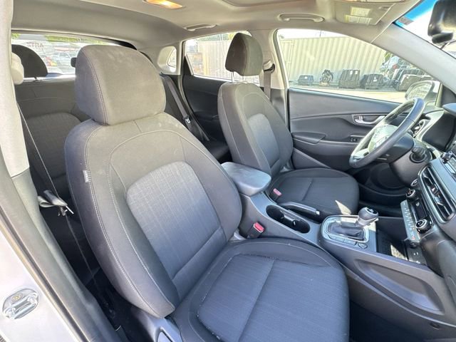2023 Hyundai Kona SEL photo 24
